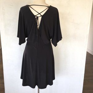 Lush Low Cut V-Neck Lace-Up Back Mini Dress M